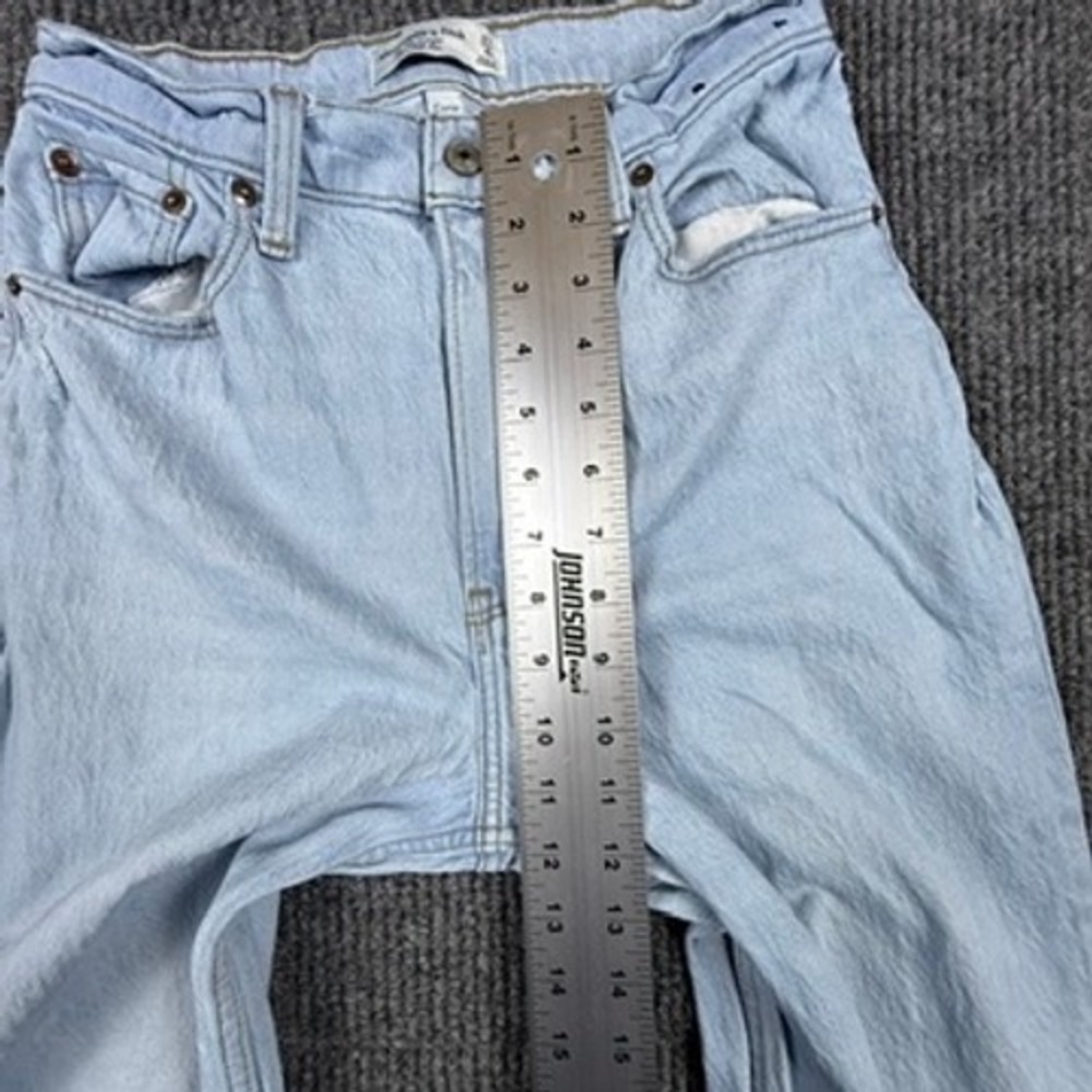 Abercrombie&Fitch Curve Love 90s Straight Ultra High Rise Jean Light Wash 27/4R - Picture 8 of 13